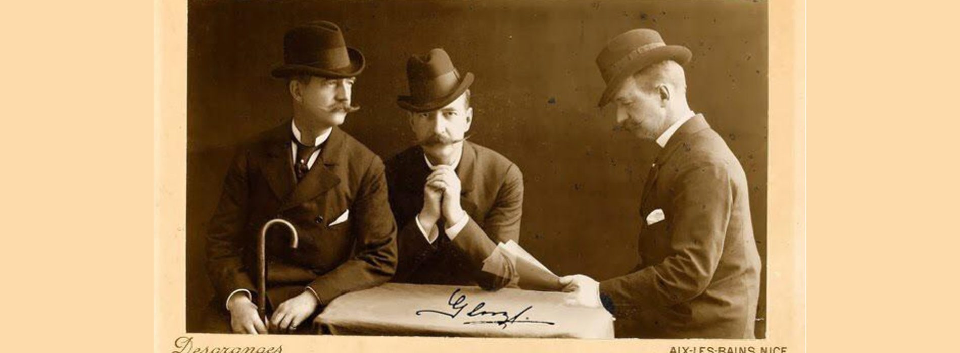 Η παραχάραξη της Ιστορίας